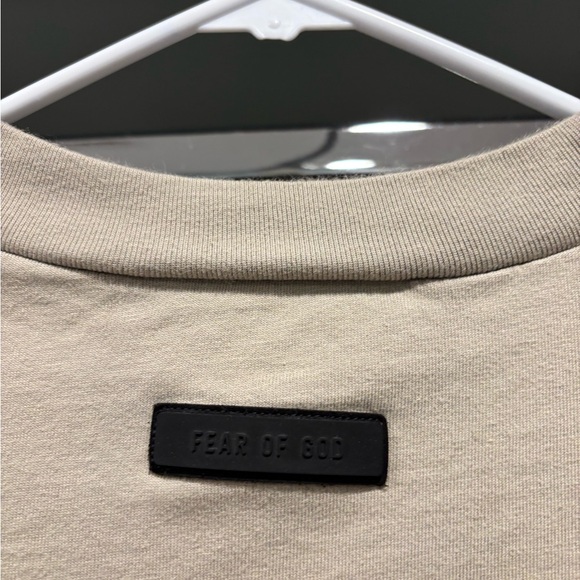 Fear of God Essentials Tee Size L - Picture 6 of 8
